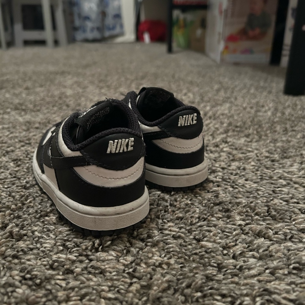 Nike Kids Black and White Sneakers